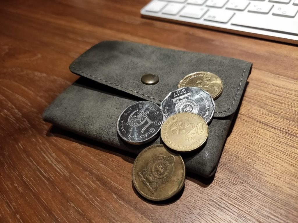 ダイソー財布のアイキャッチ画像