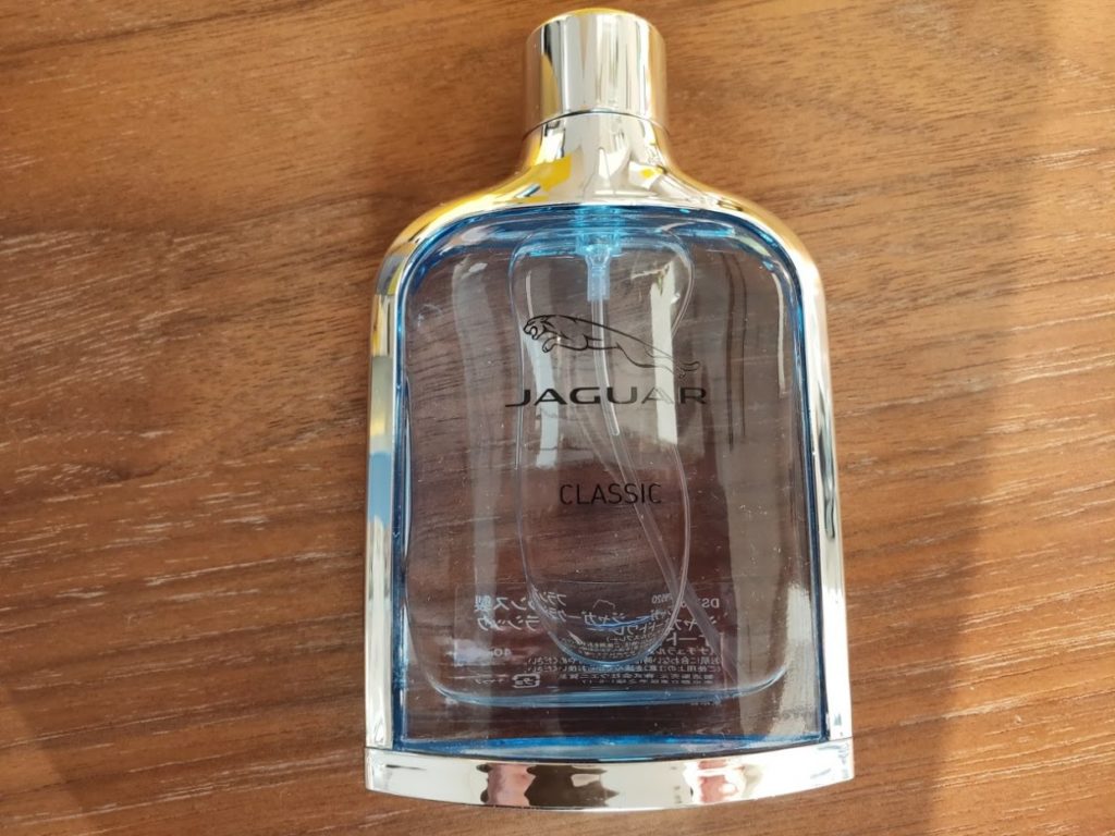 ジャガークラシック香水の瓶