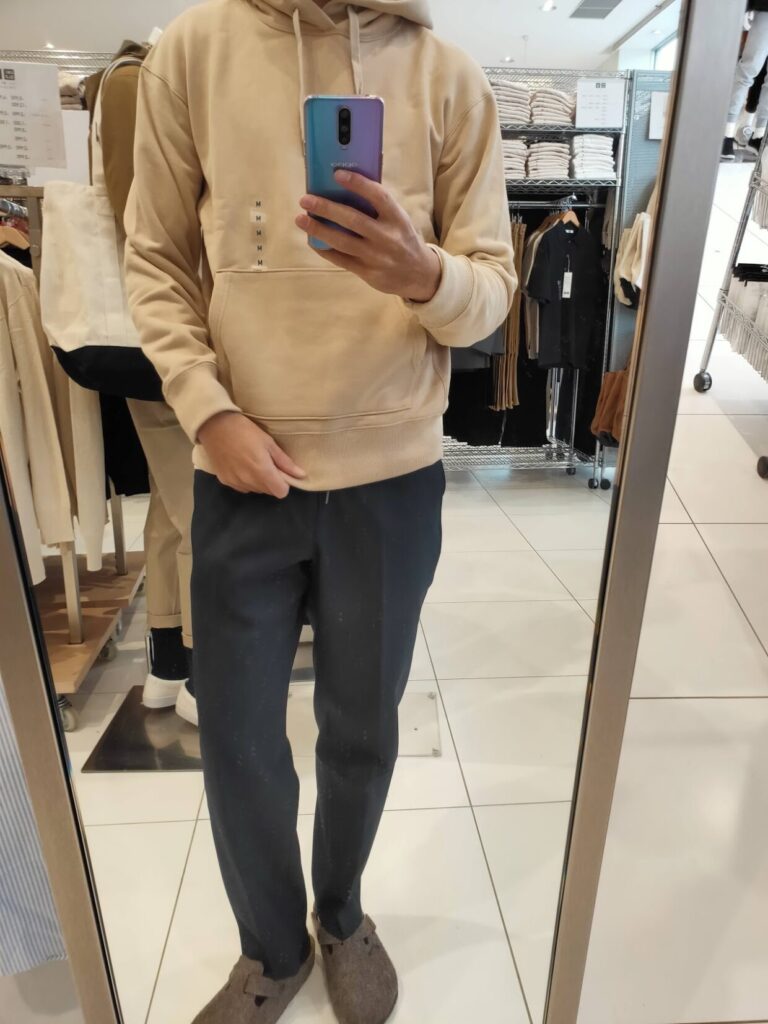 注目ショップ UNIQLO ユニクロ U スウェットプルパーカ M econet.bi