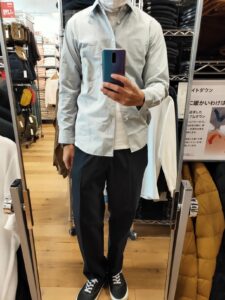 2021年春夏ユニクロUレギュラーフィットシャツのブルーS前