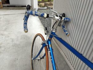 ロードバイクパナソニックとファッションの自転車画像9